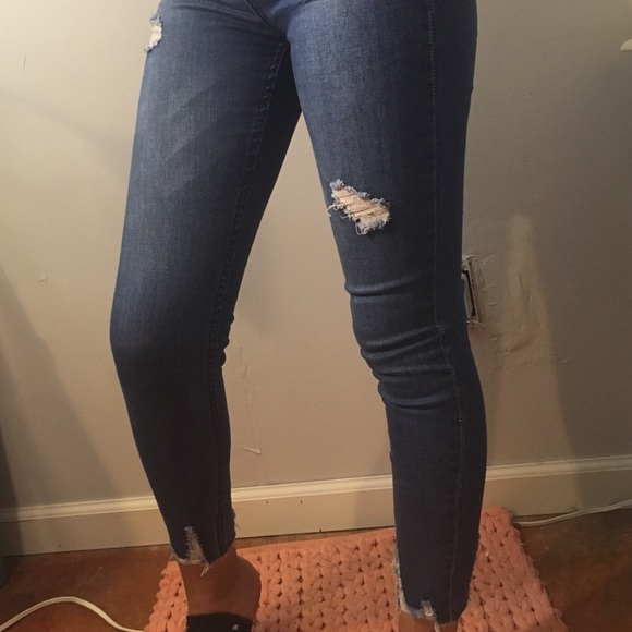 Blue jeans - Picture 3 of 3